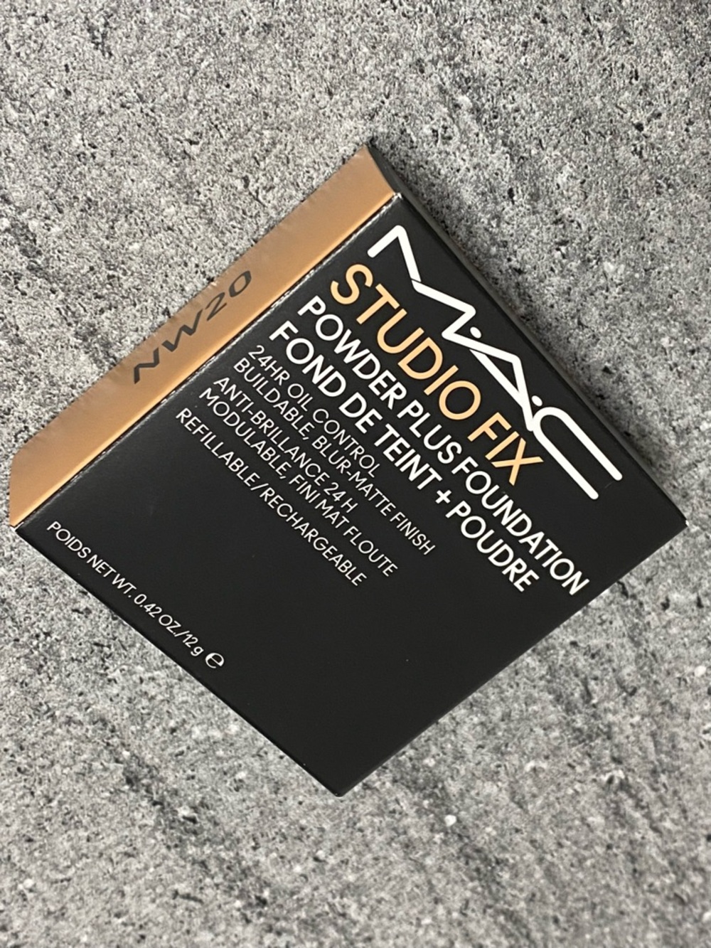 NEW NW20 MAC Studio Fix Powder Plus Foundation - New In Box
